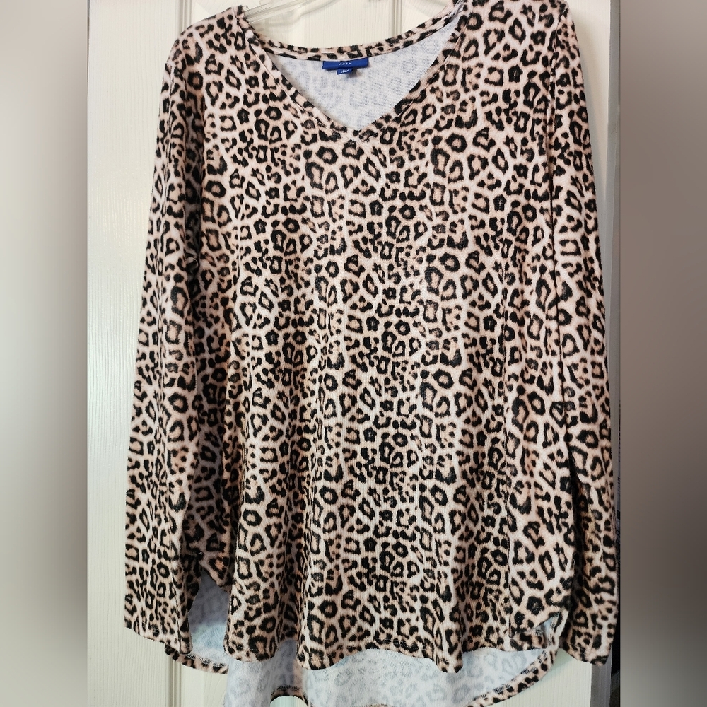 Apt. 9 Animal Print Long Sleeve Sweater